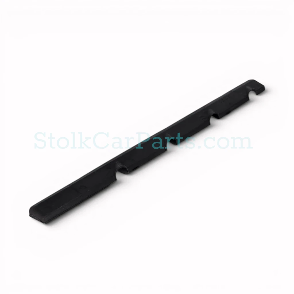 MB-1021591140-ZND-NB Partie supérieure du conduit du câble de bougie d'allumage (1)
